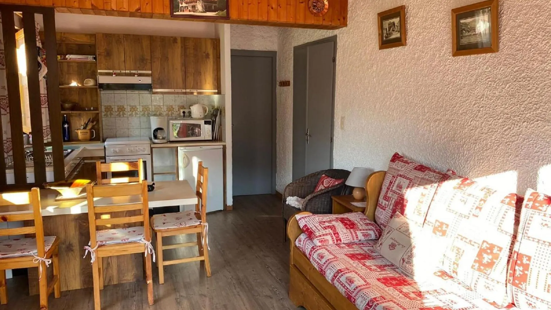 Studio 2 Pers. Chatel, 200M Telesiege, Terrasse, Wifi, Animaux Admis - Fr-1-676-157 Chatel