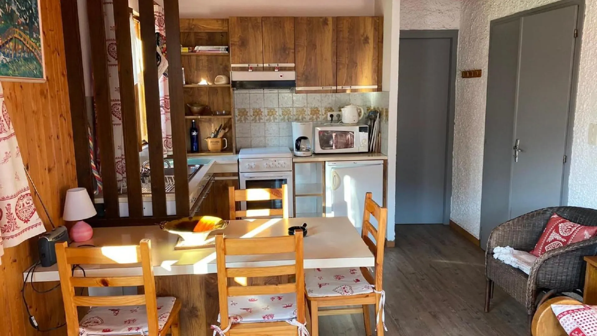 Studio 2 Pers. Chatel, 200M Telesiege, Terrasse, Wifi, Animaux Admis - Fr-1-676-157 0*, Chatel